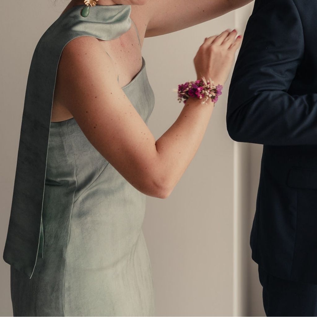 Corsage con Flores de Pradera
