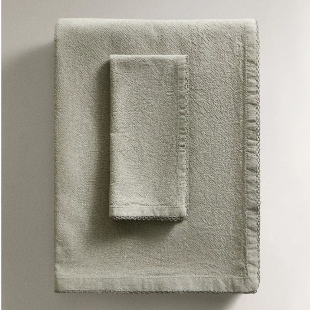 Mantel y servilletas de Hilo Tintado
